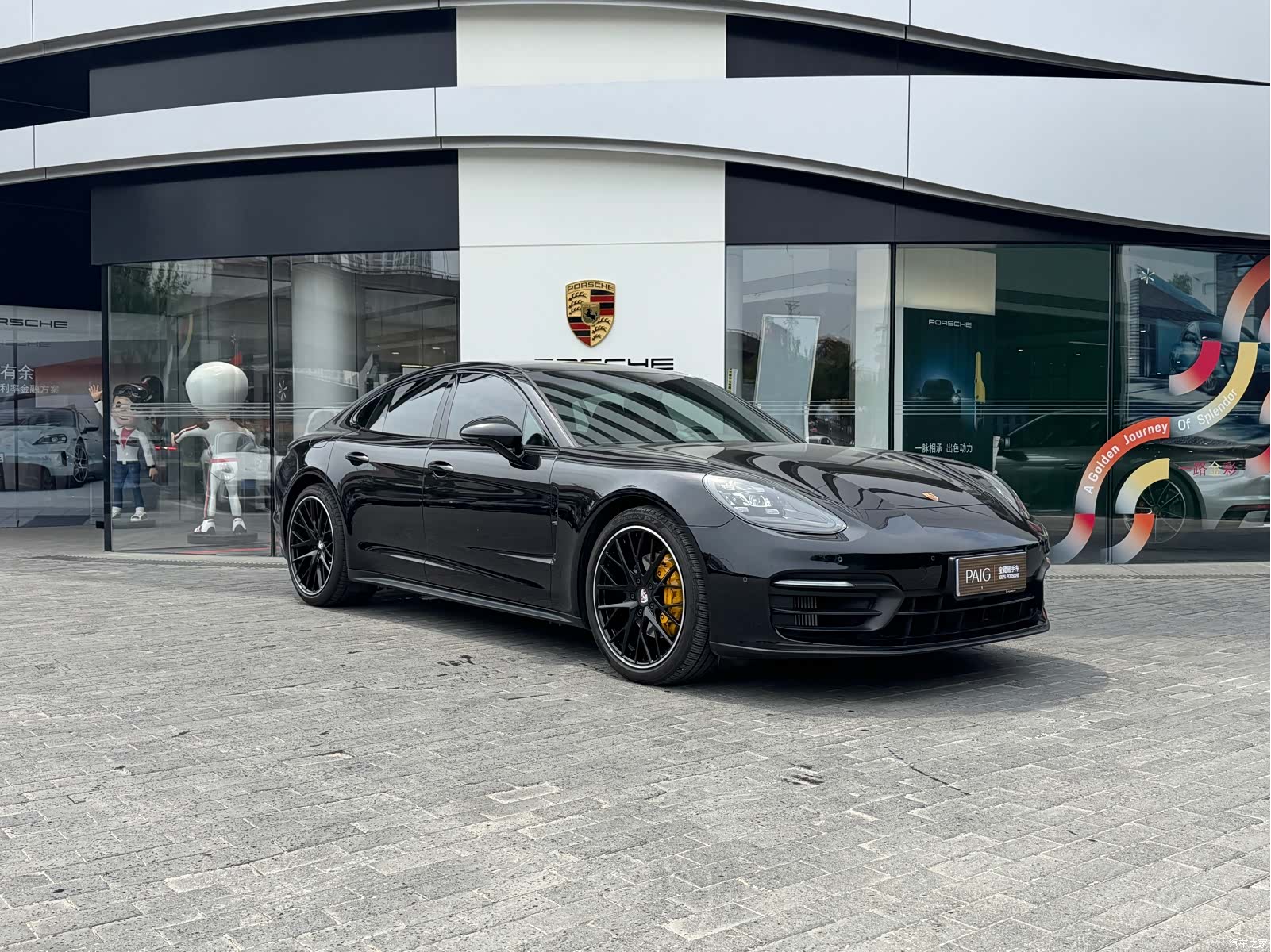 Porsche Panamera, 2023 3