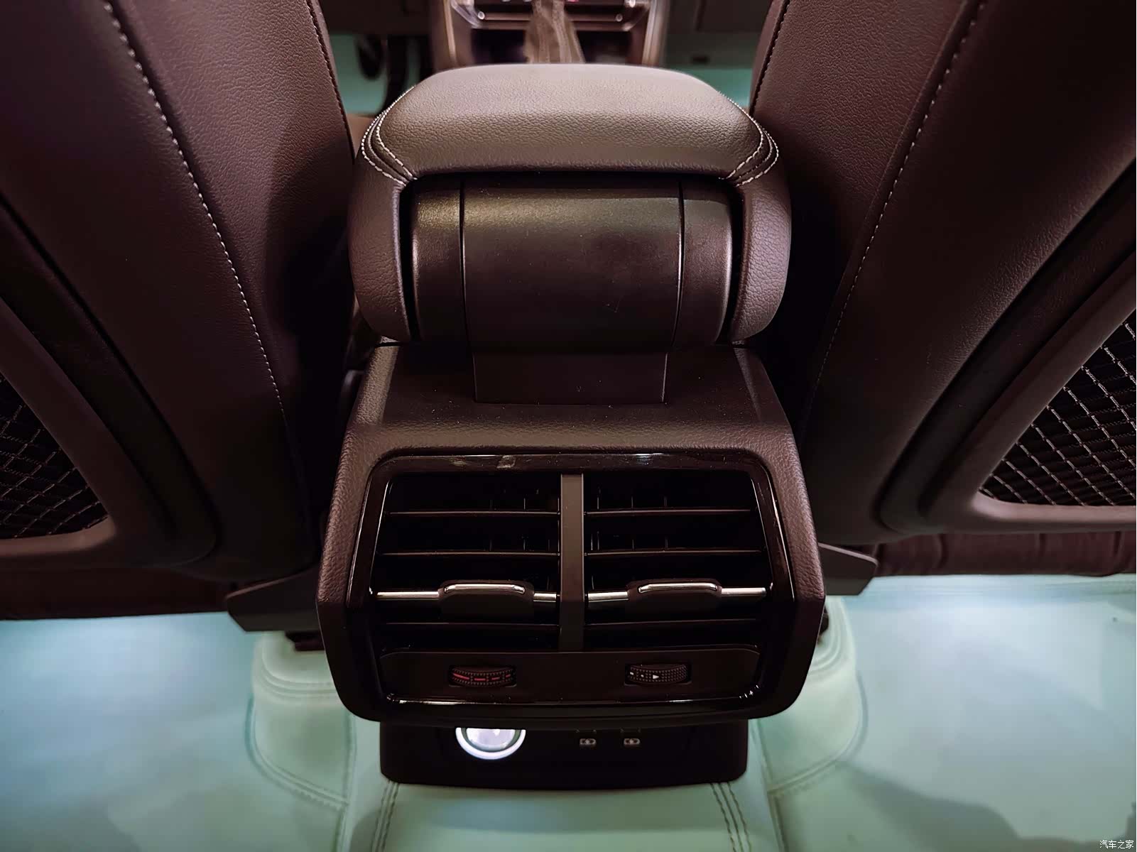Audi Q3, 2023 12