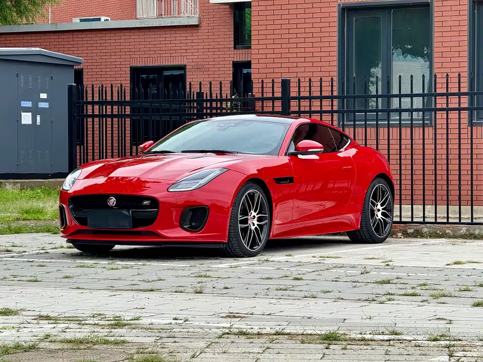 Jaguar F-TYPE