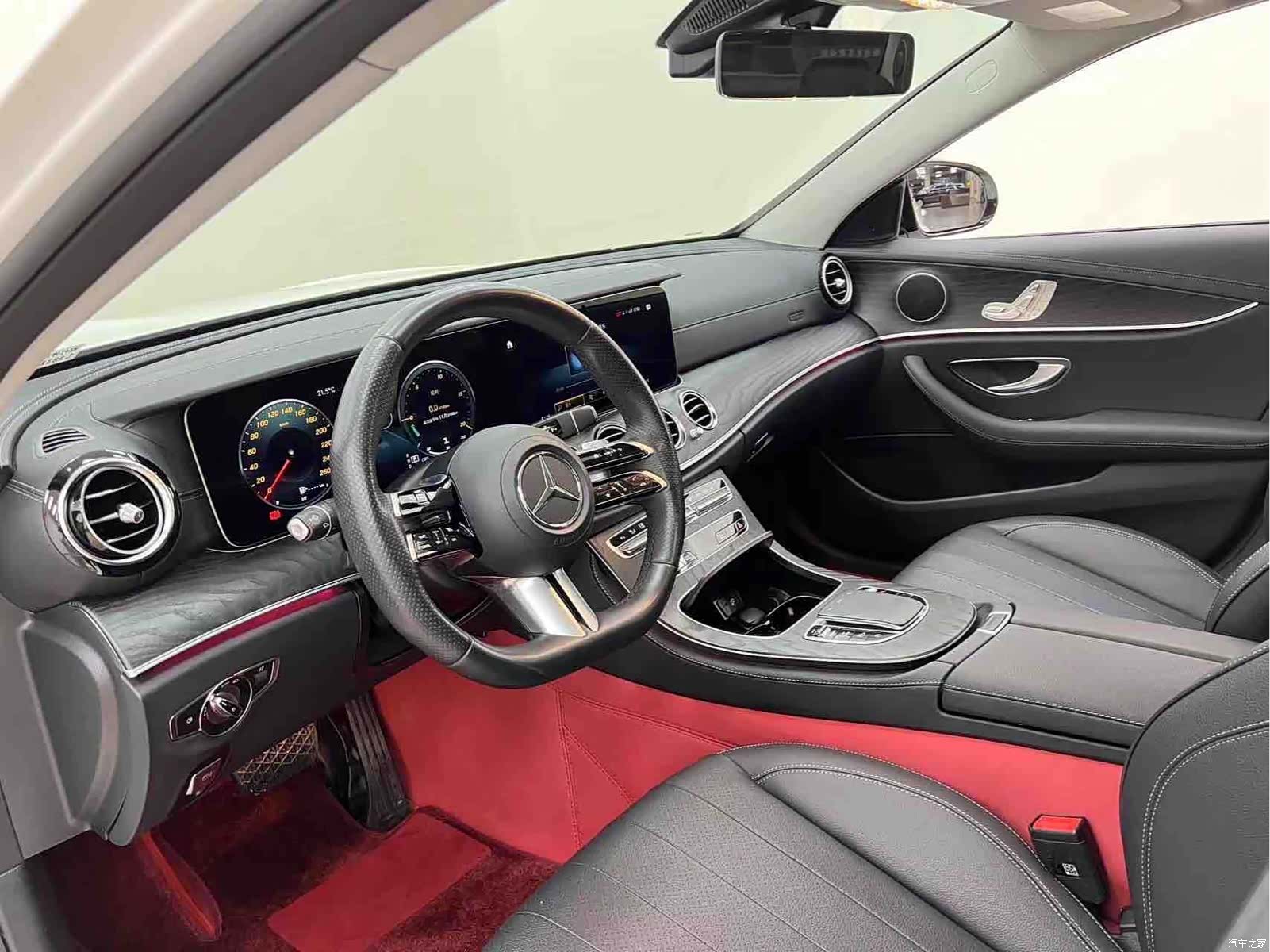 Mercedes-Benz E-Class, 2024 8