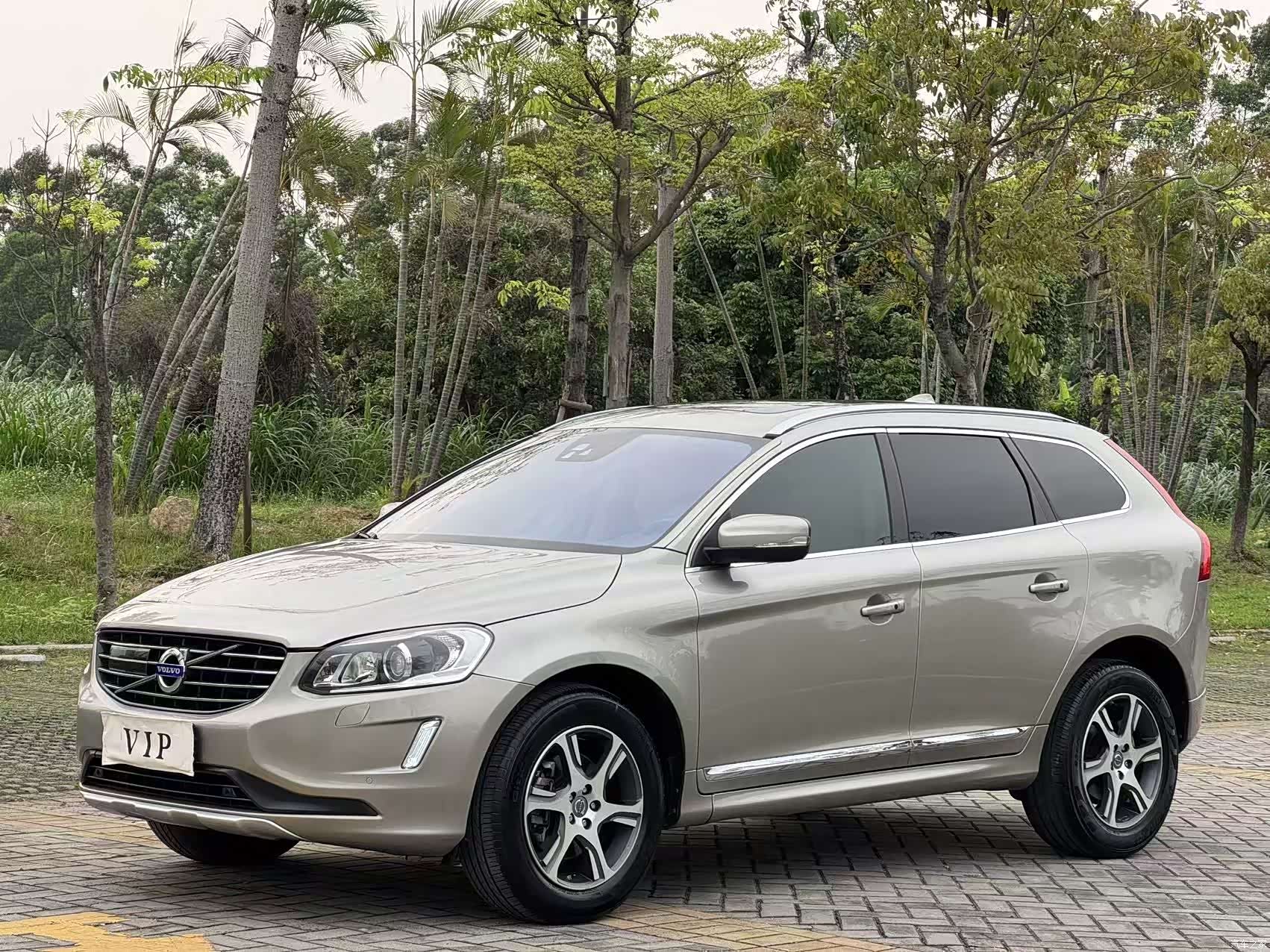 Volvo XC60, 2014 1