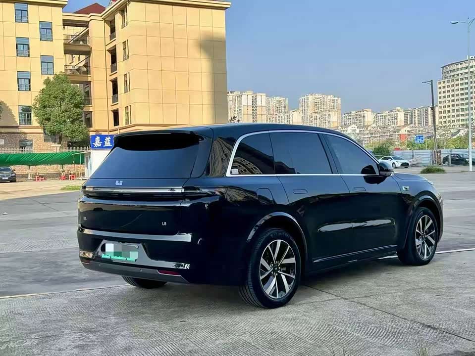 Li Auto Ideal L8