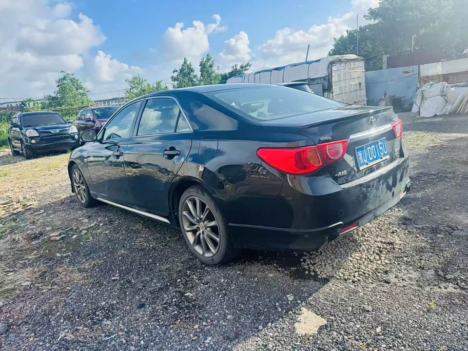 Toyota Reiz Toyota Reiz