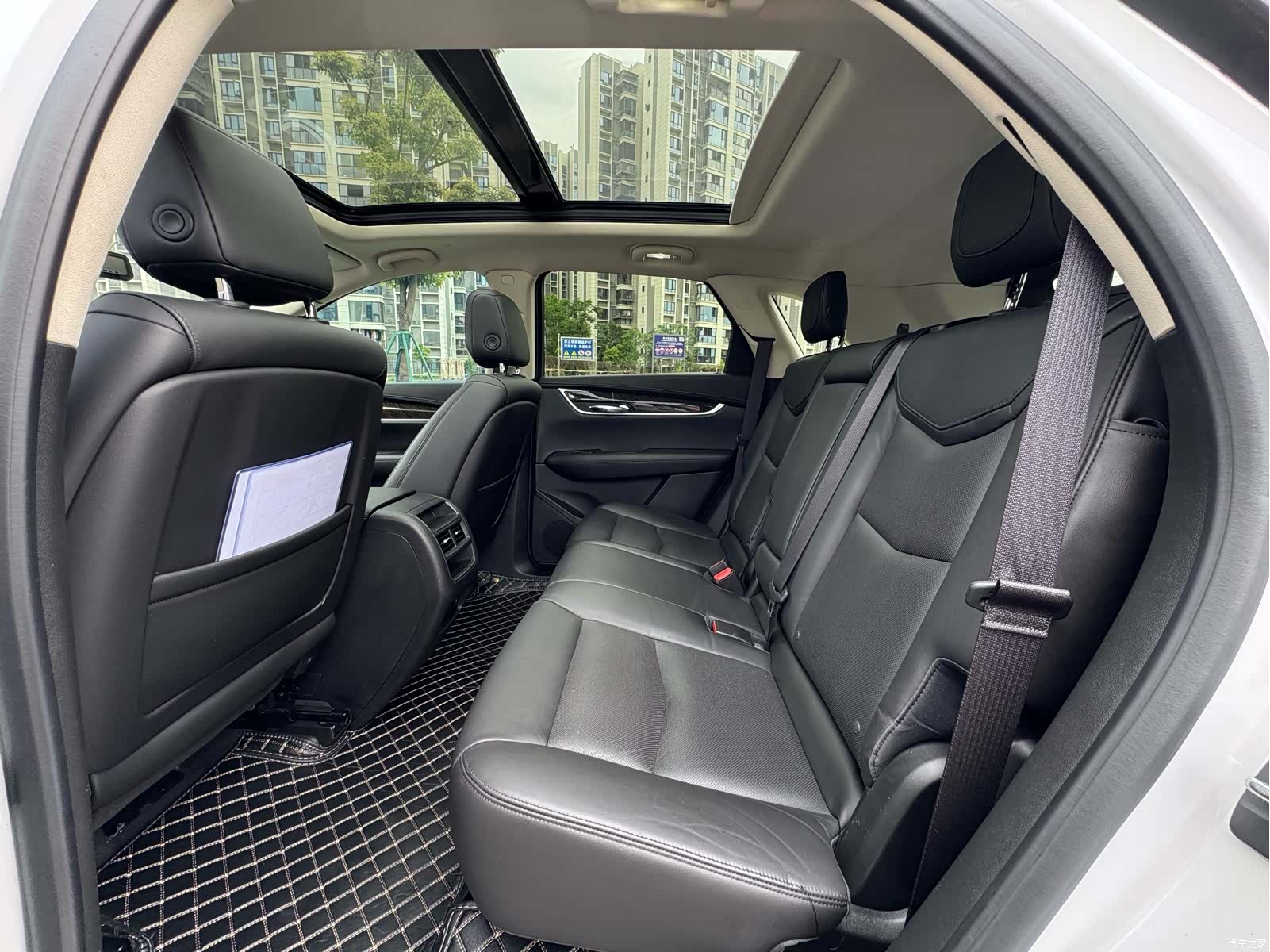 Cadillac XT5, 2017 11