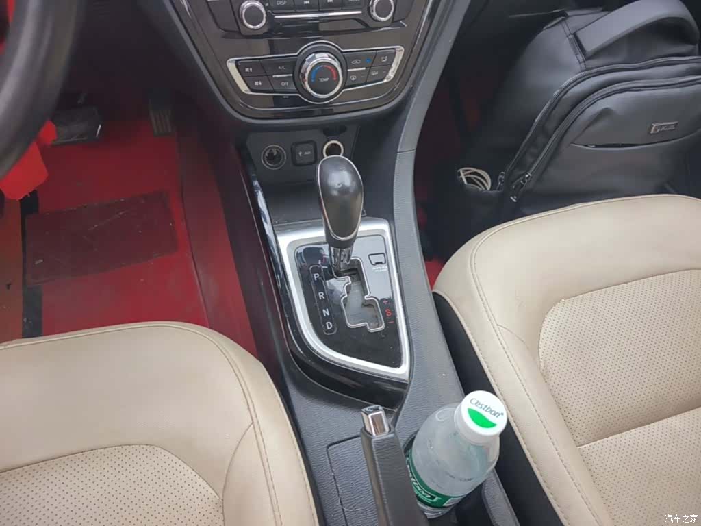 Changan V7, 2016 14