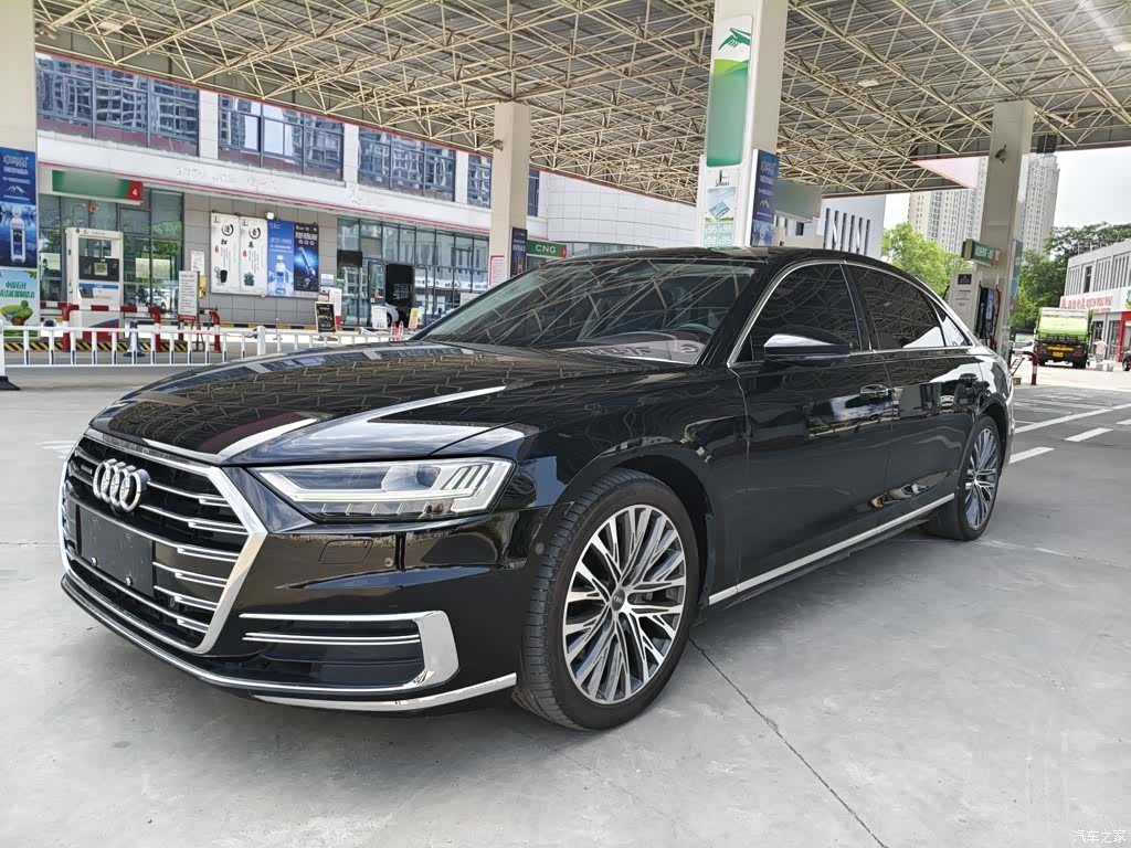 Audi A8L, 2020 1