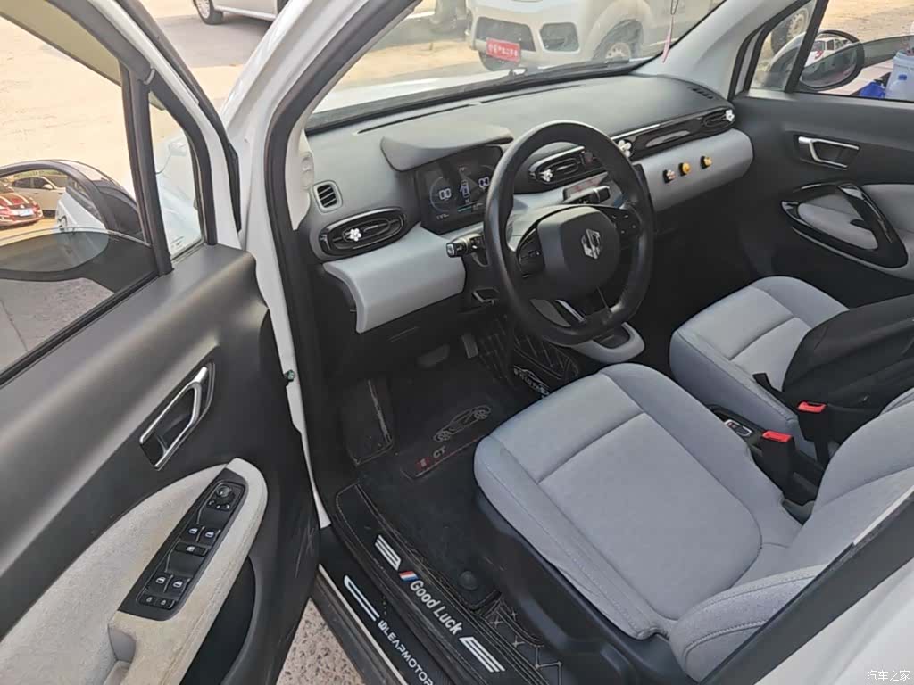 Leapmotor T03, 2022 16