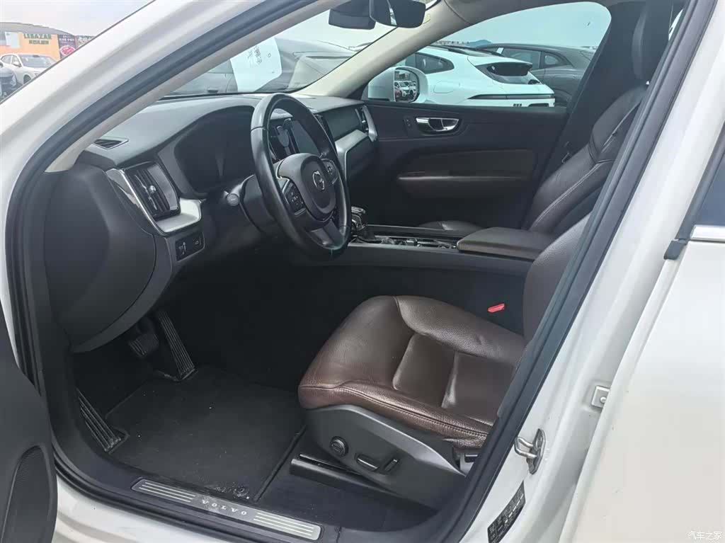 Volvo XC60, 2019 8
