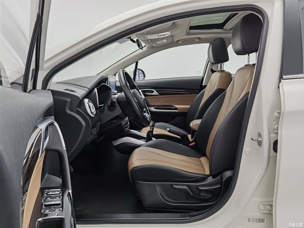 BAIC A6, 2020 10