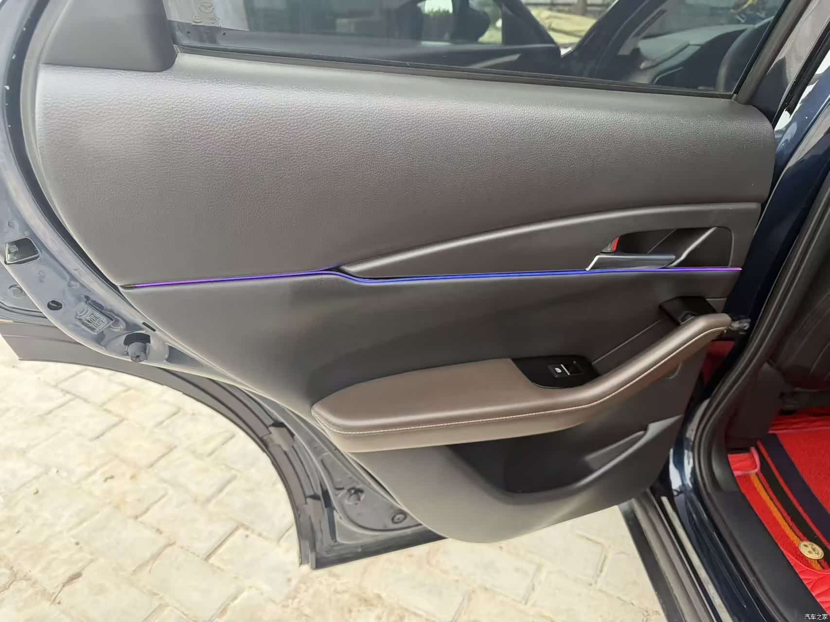 Mazda CX-30, 2022 11