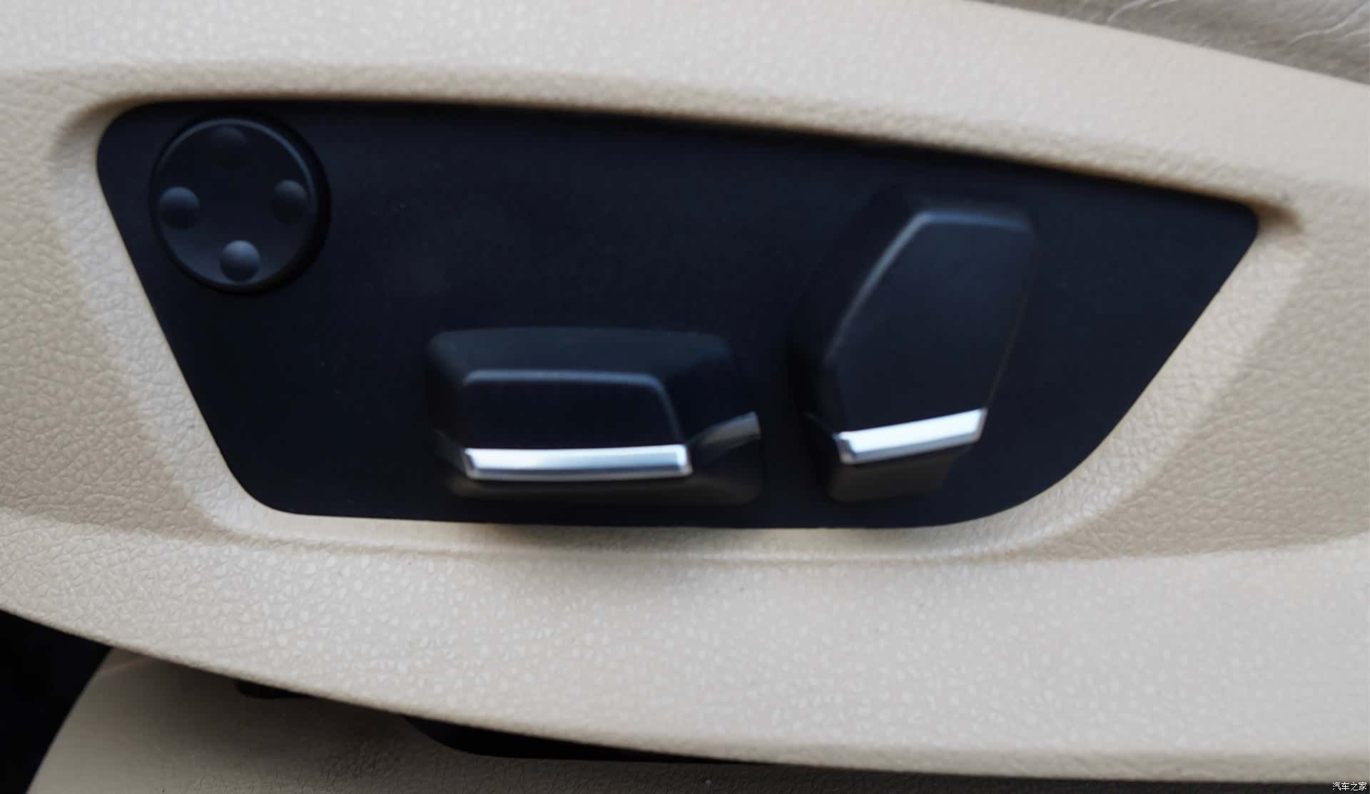 BMW 5 Series, 2011 23