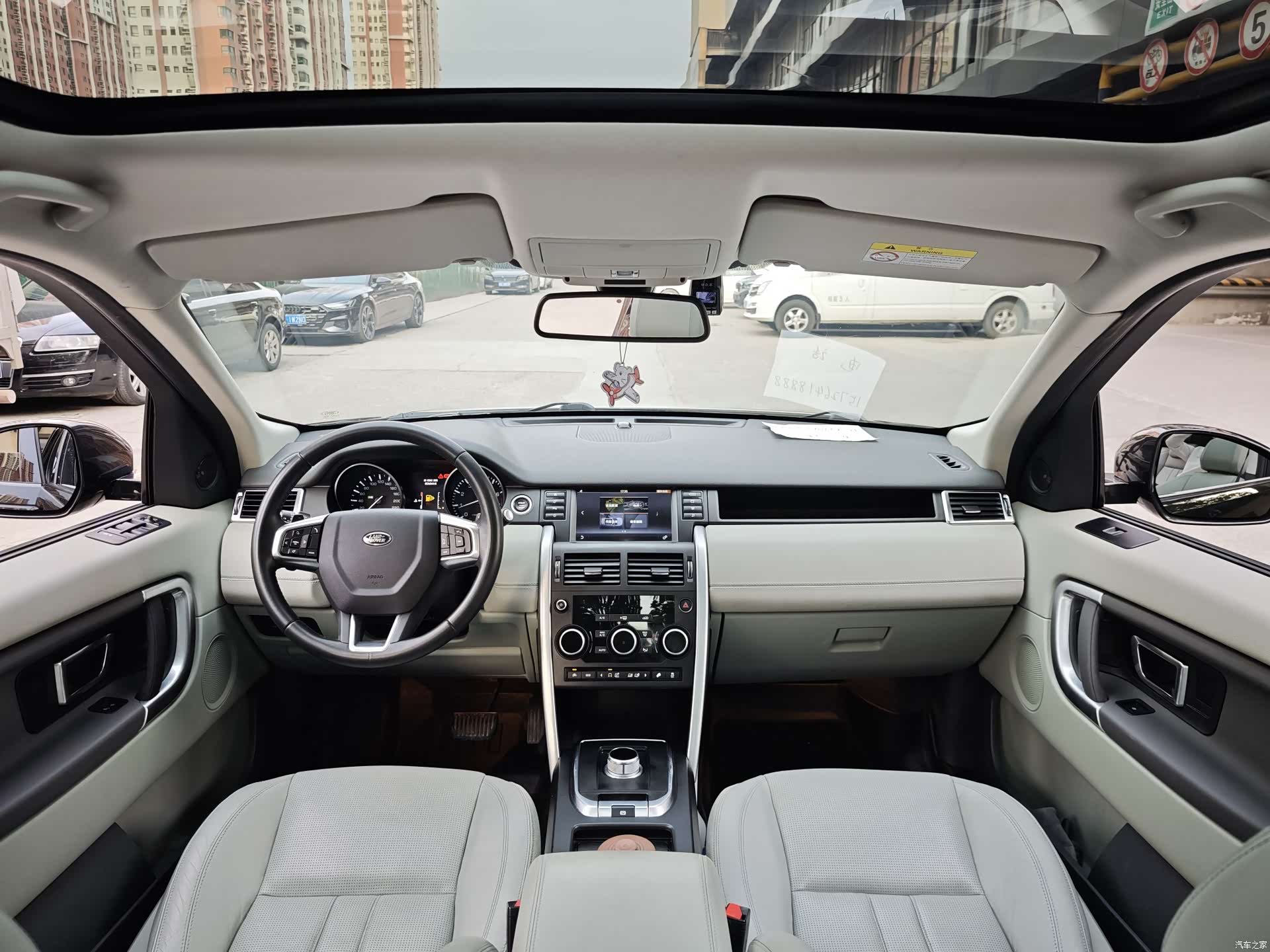 Land Rover Discovery, 2015 все фото