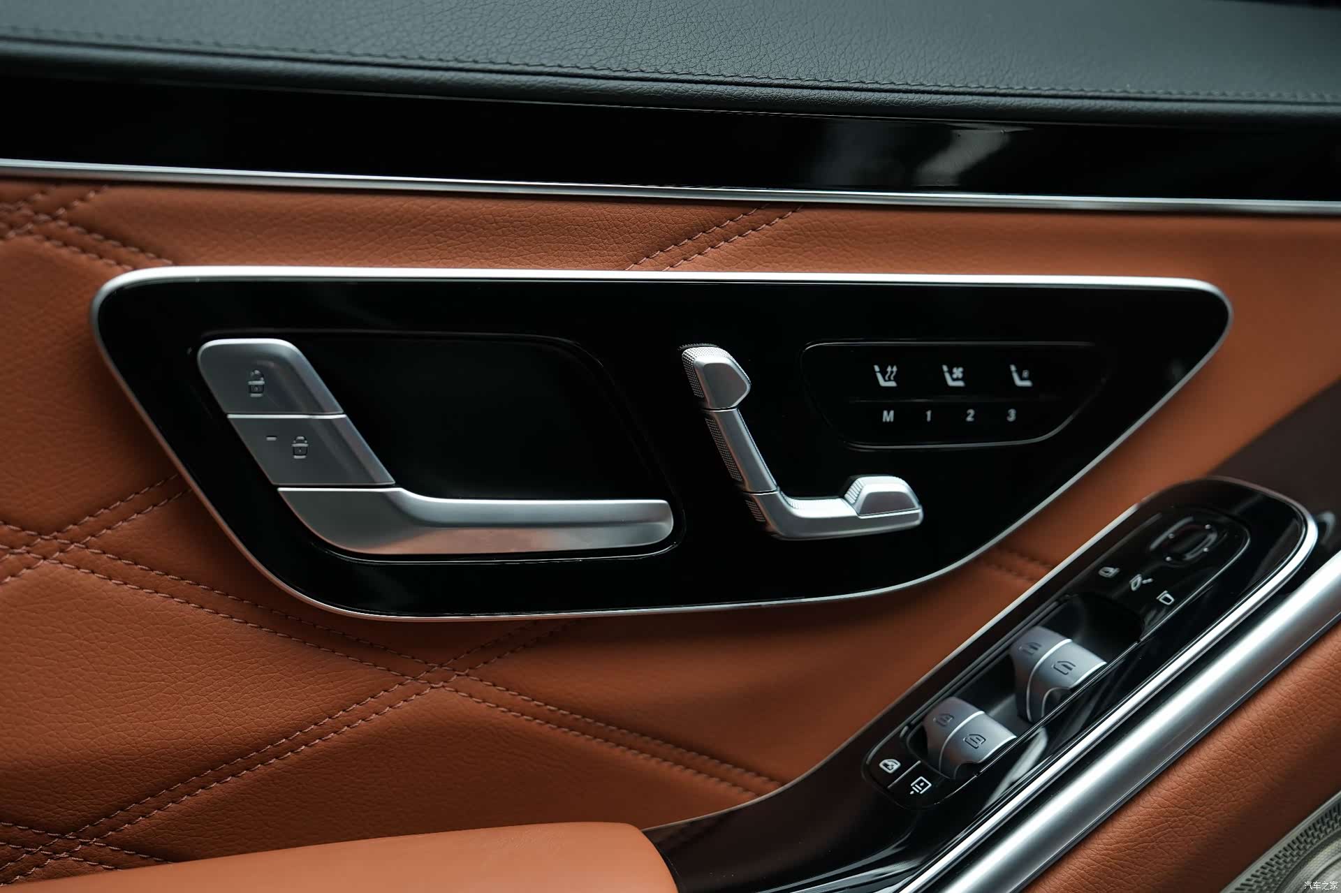 Maybach S-Class, 2023 33