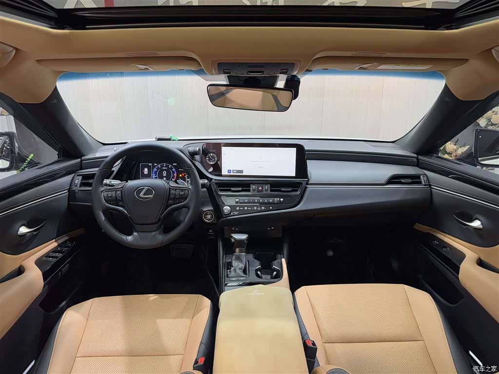 Lexus ES, 2023 6