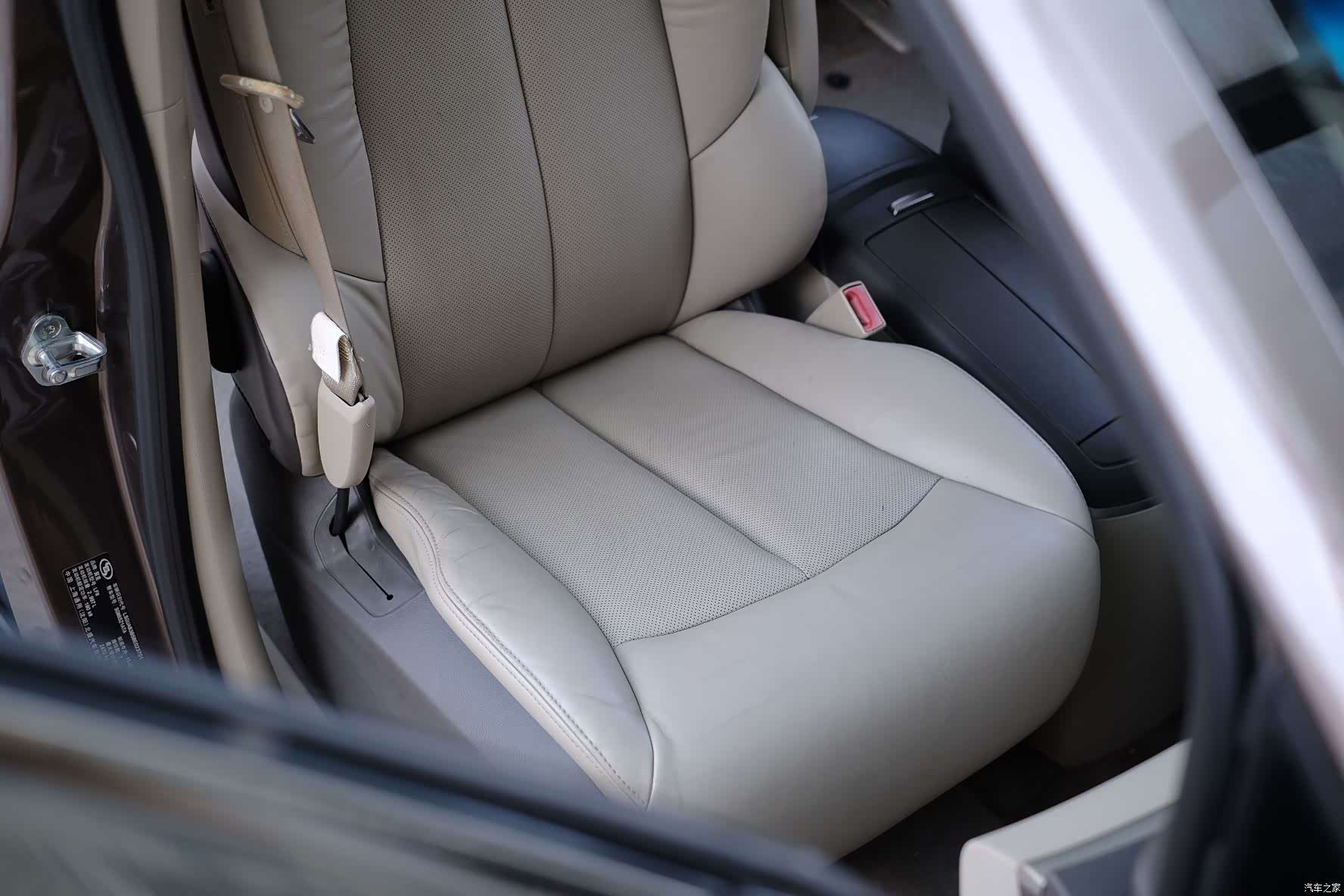 Buick GL8, 2011 55