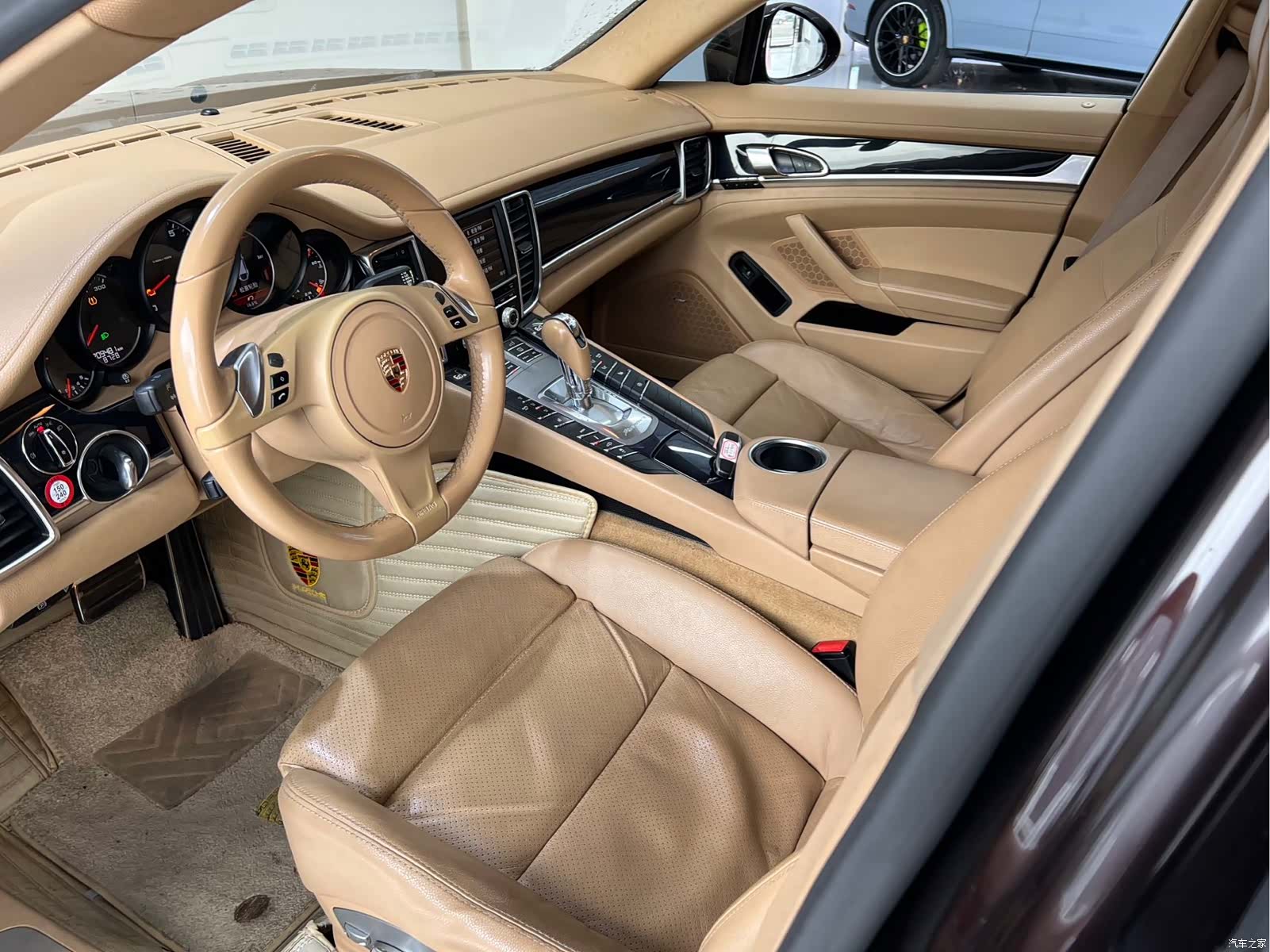 Porsche Panamera, 2014 11