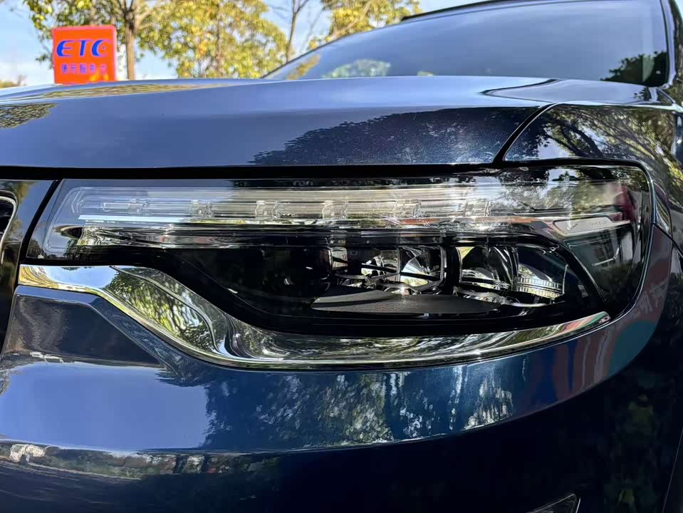 Jeep Grand Commander