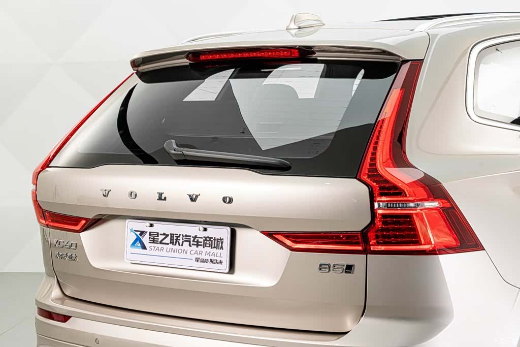 Volvo XC60, 2025 8