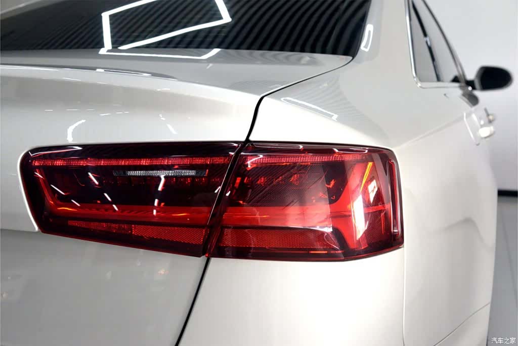 Audi A6L, 2017 23