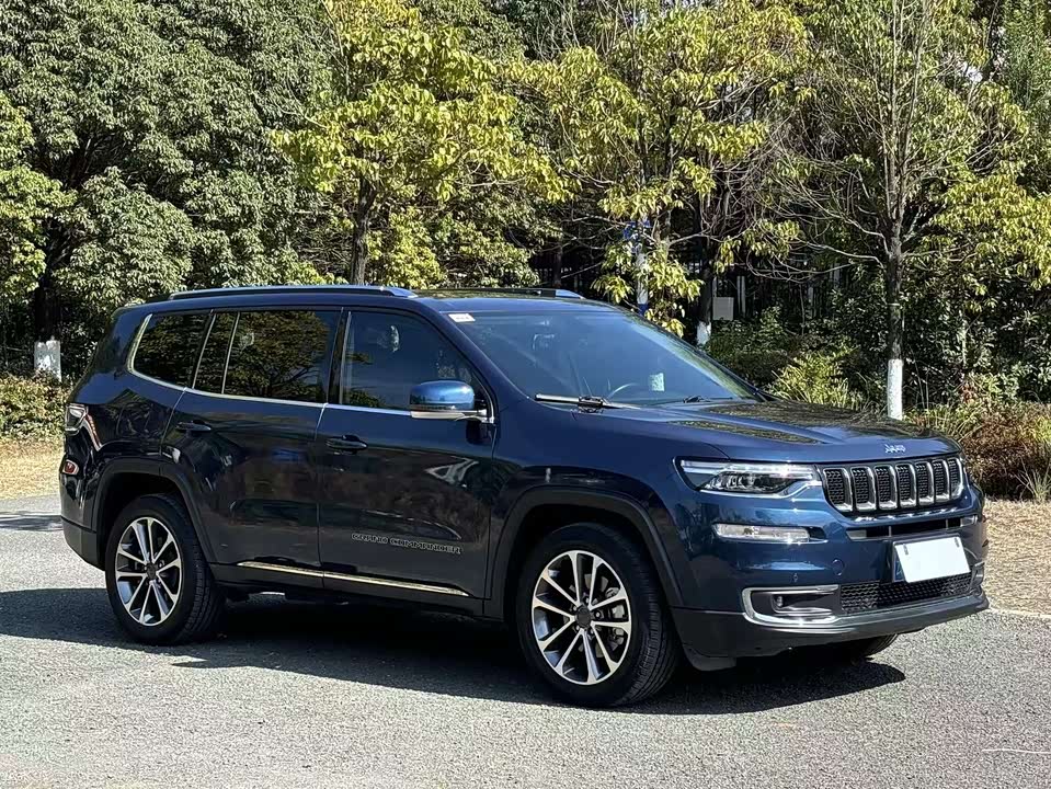 Jeep Grand Commander