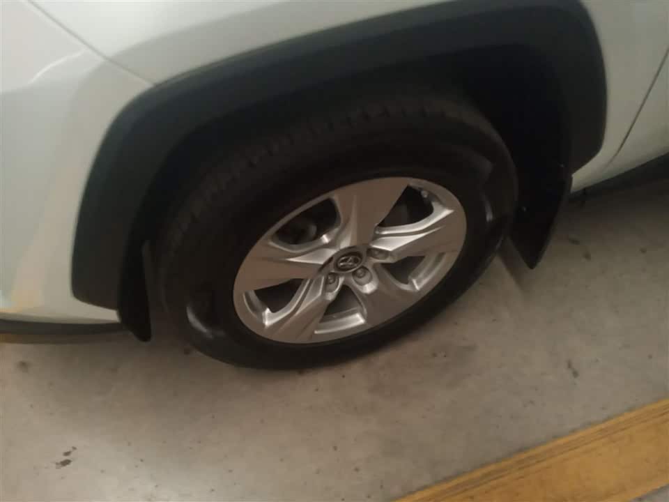 Toyota RAV4 Rongfang