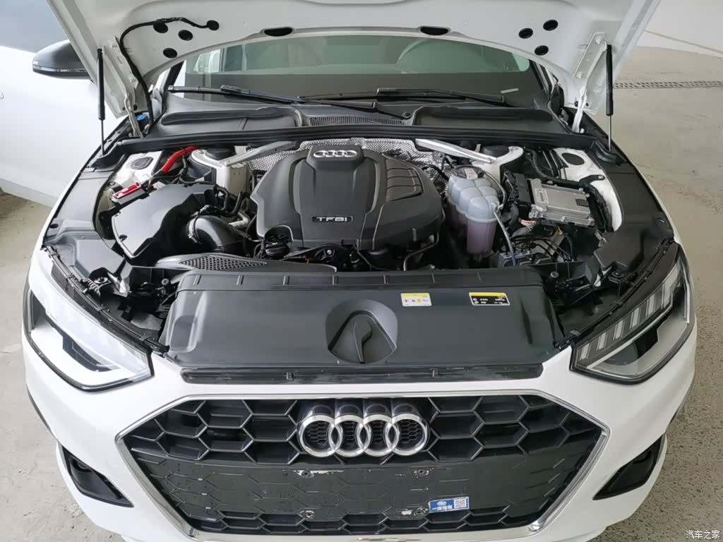 Audi A4L, 2022 20