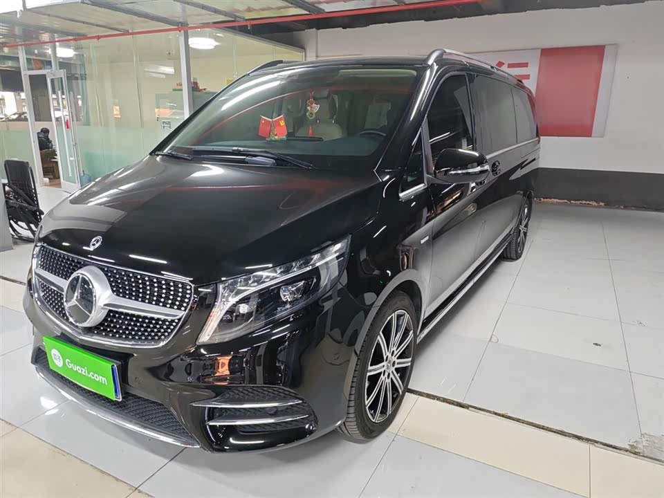 Mercedes-Benz V-class