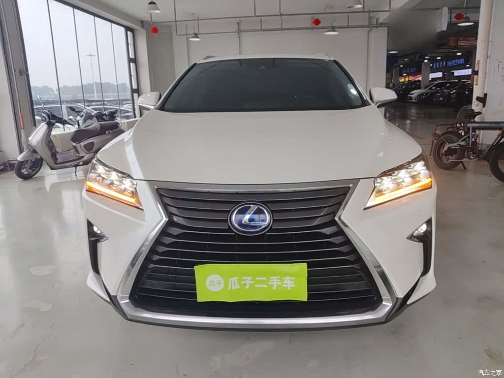 Lexus RX, 2018 3