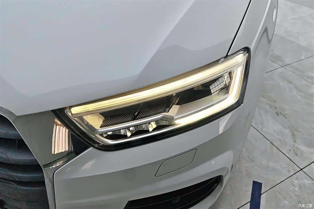 Audi Q3, 2018 все фото