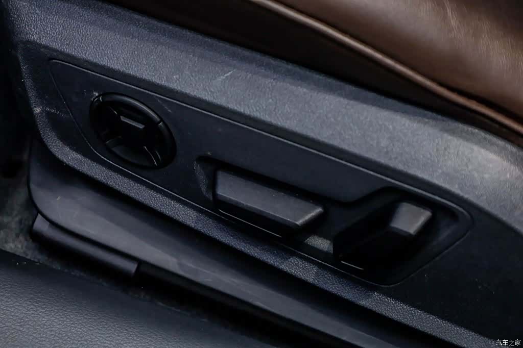 Audi A7L, 2024 28