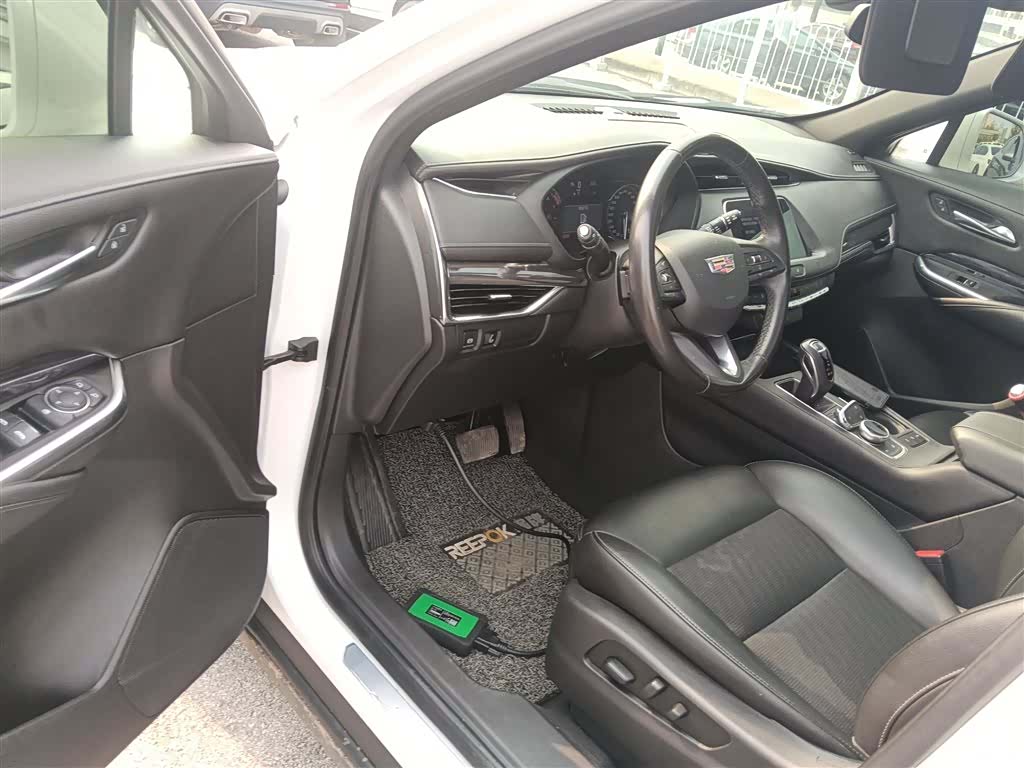 Cadillac XT4, 2019 16