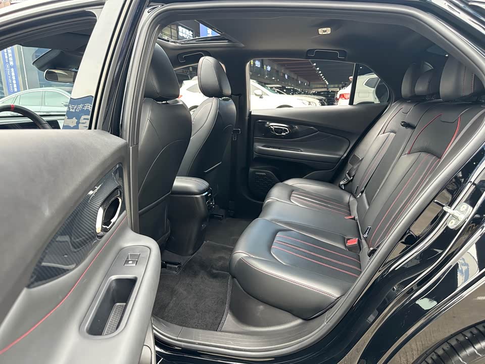 Trumpchi Shadow Leopard