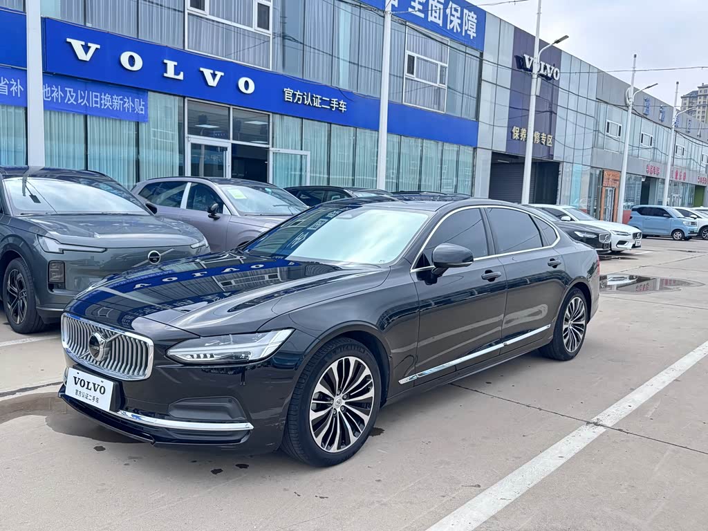 Volvo S90