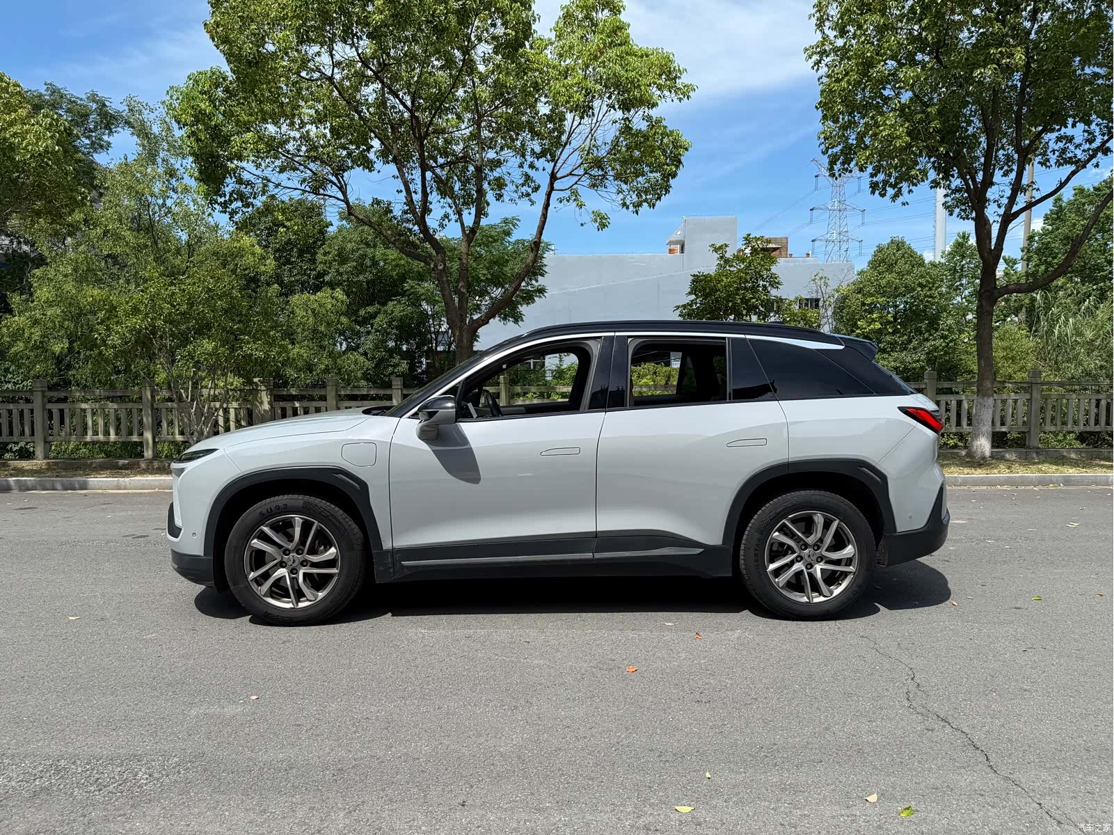 NIO ES6, 2020 8
