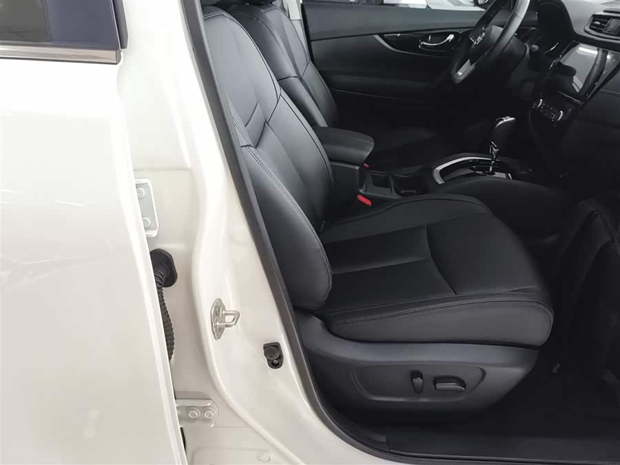 Nissan X-Trail 2025, фото 25