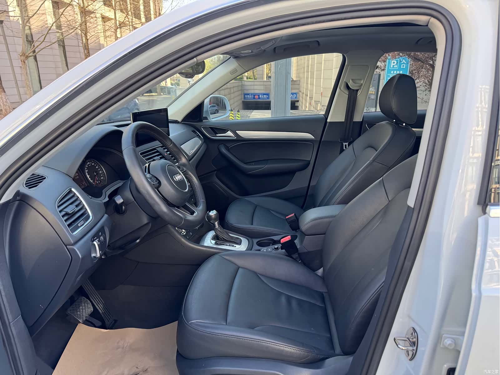 Audi Q3, 2015 все фото