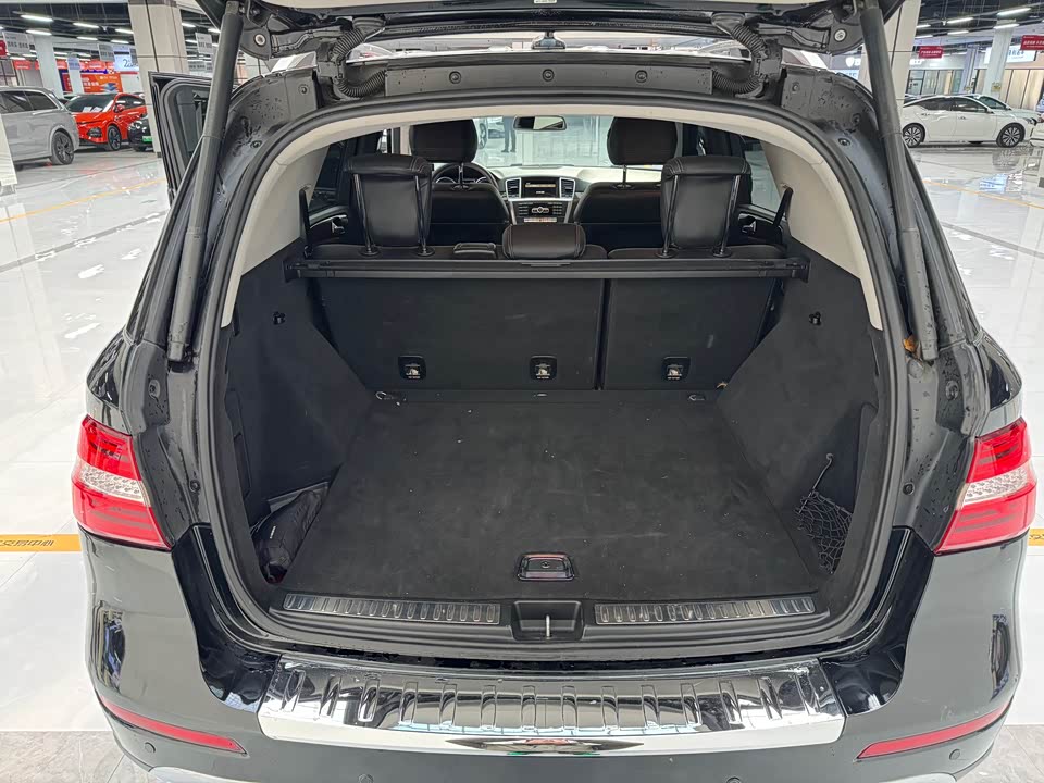 Mercedes-Benz M class