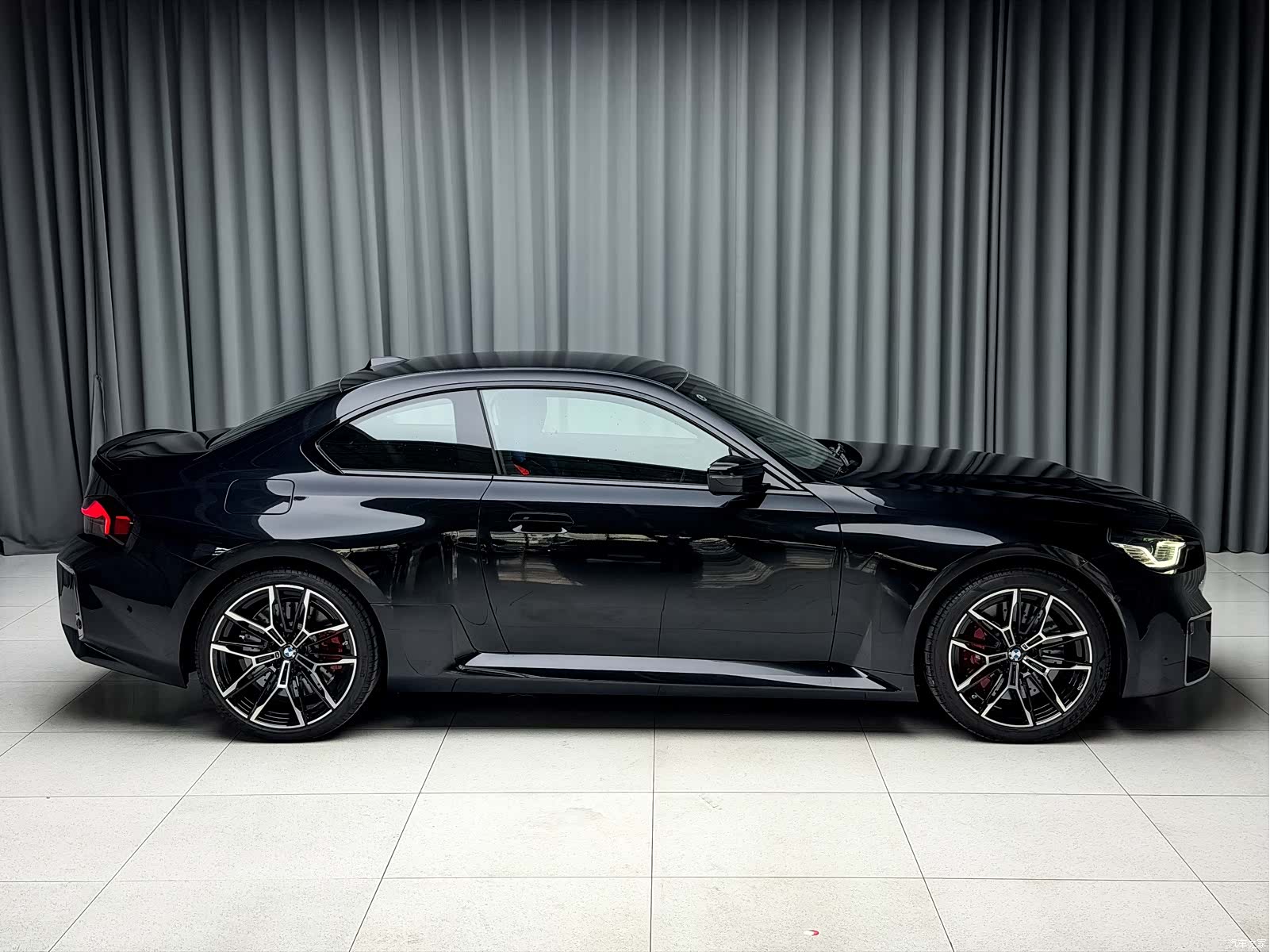 BMW M2, 2026 4