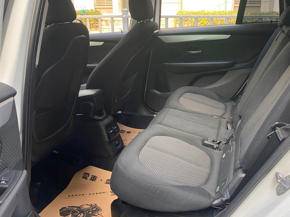 BMW 2 series multifunctional station wagon