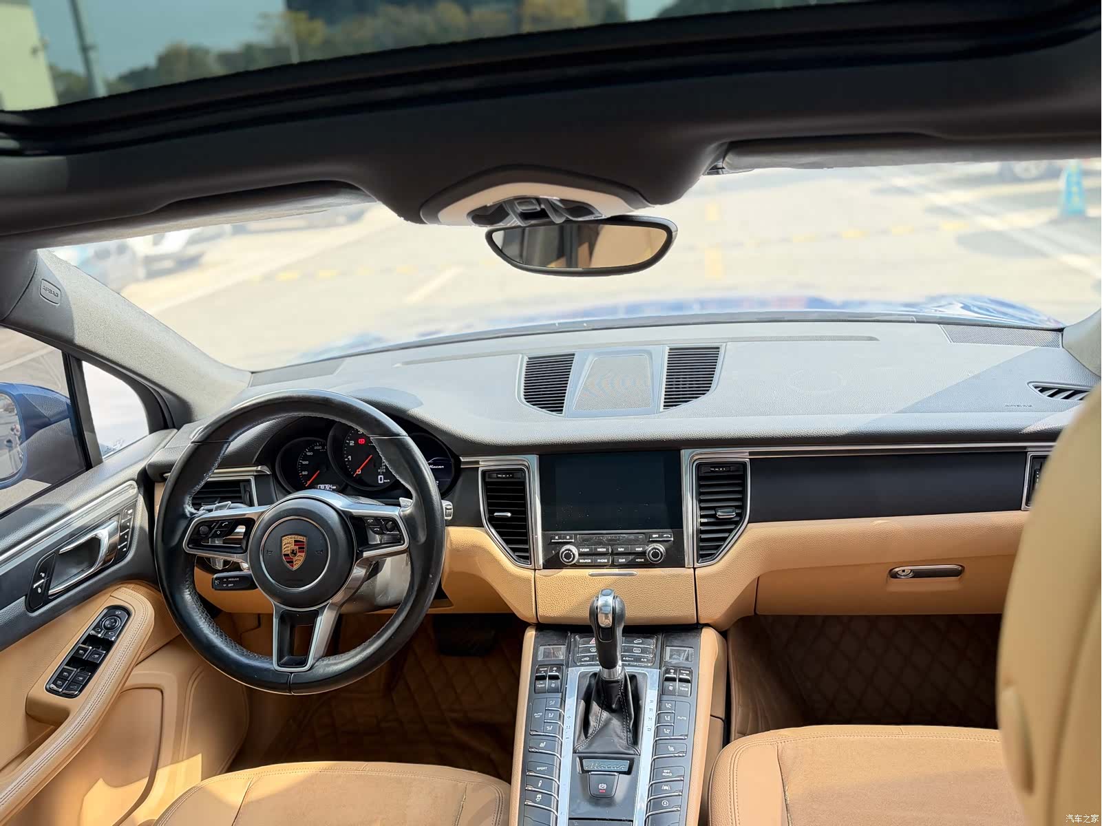 Porsche Macan, 2016 8