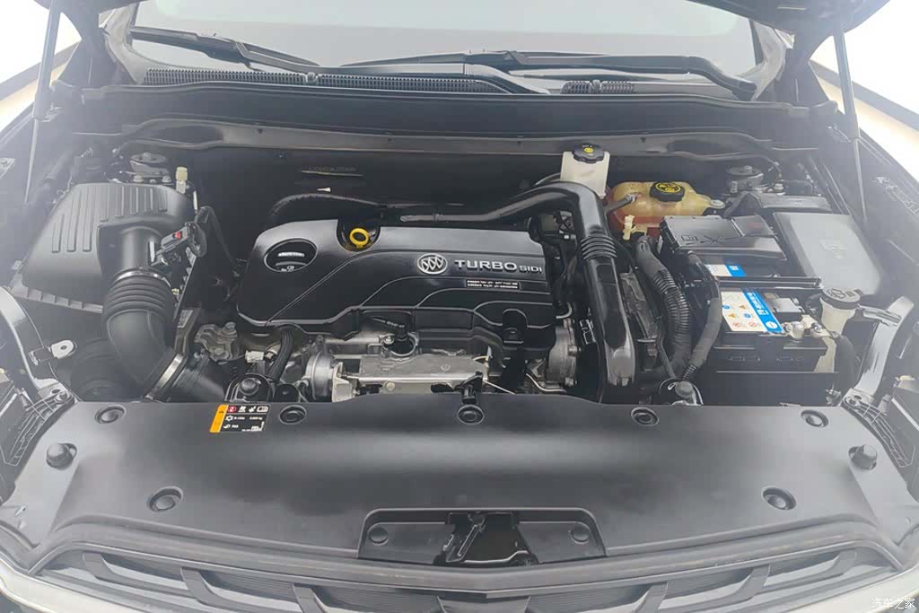 Buick Envision Plus, 2020 10