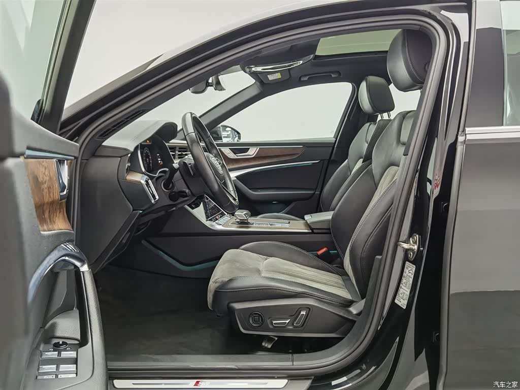 Audi A6L, 2022 10