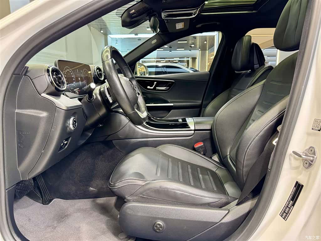 Mercedes-Benz C-Class, 2022 18