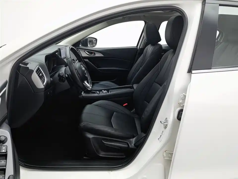 Mazda 3 Angkesaila Mazda 3 Angkesaila