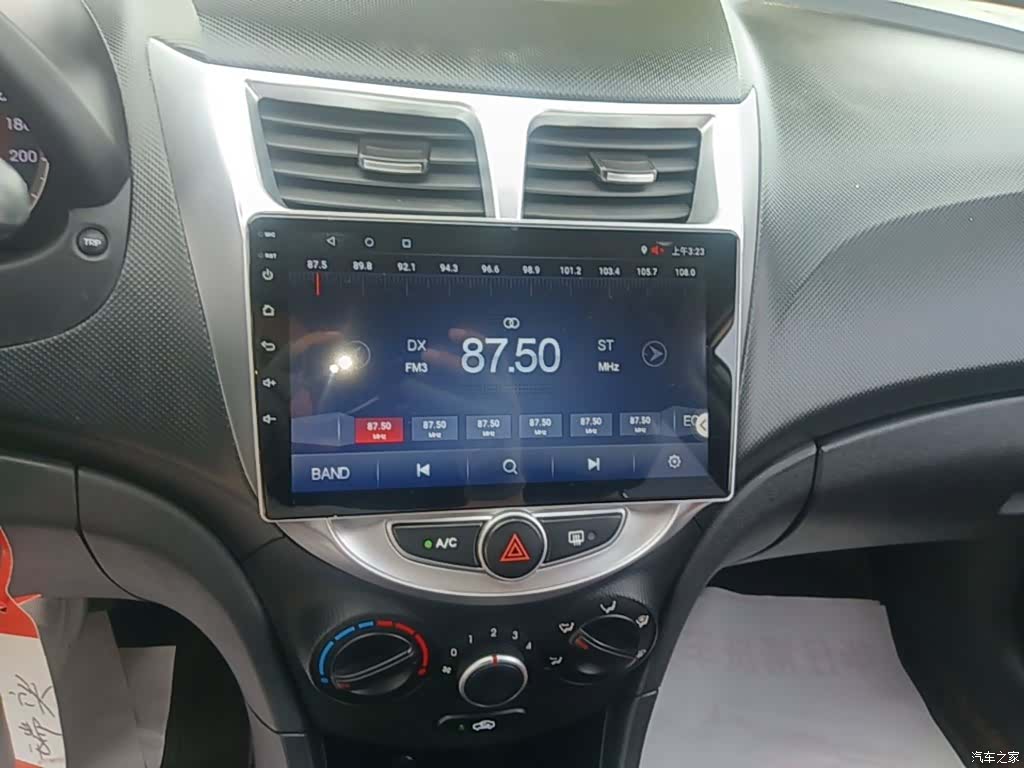 Hyundai GLX, 2016 13