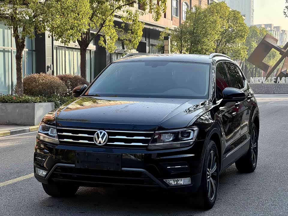 Volkswagen Tiguan L