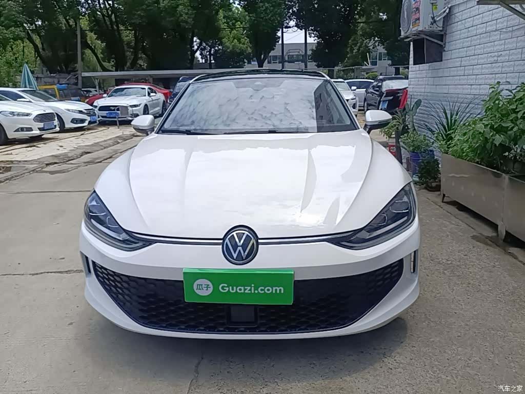Volkswagen Lamando, 2022 3