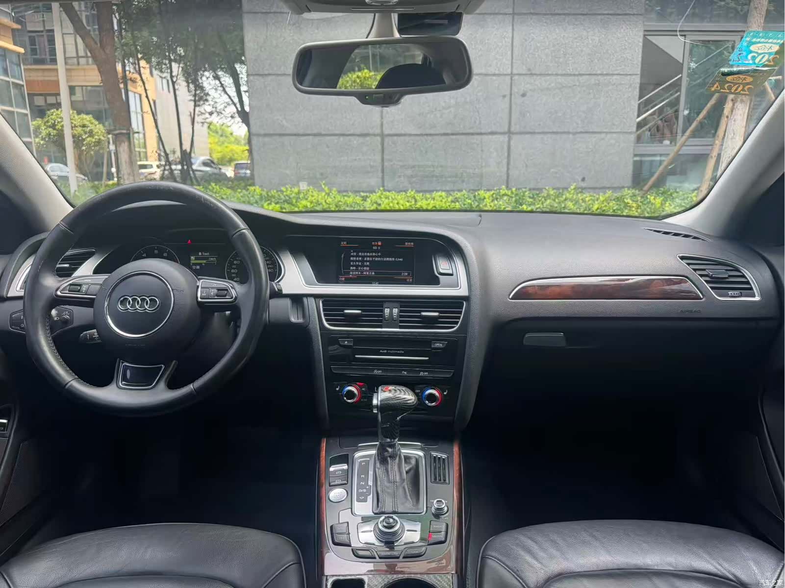 Audi A4L, 2012 14