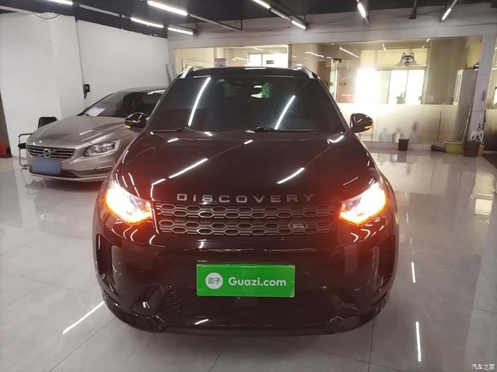 Land Rover Discovery, 2022 3