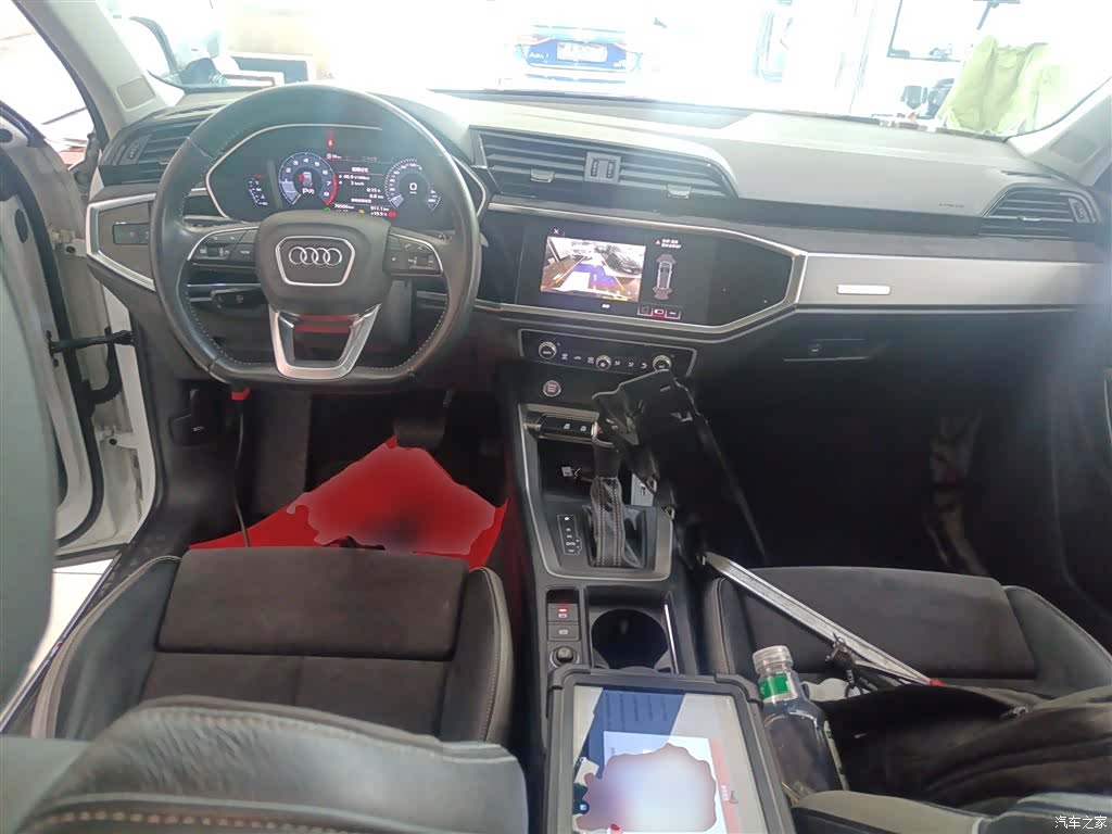 Audi Q3, 2019 10